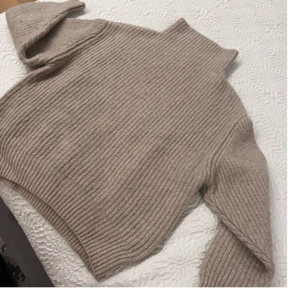 Aritzia, Wilfred Montpellier Turtleneck - Picture 4 of 6